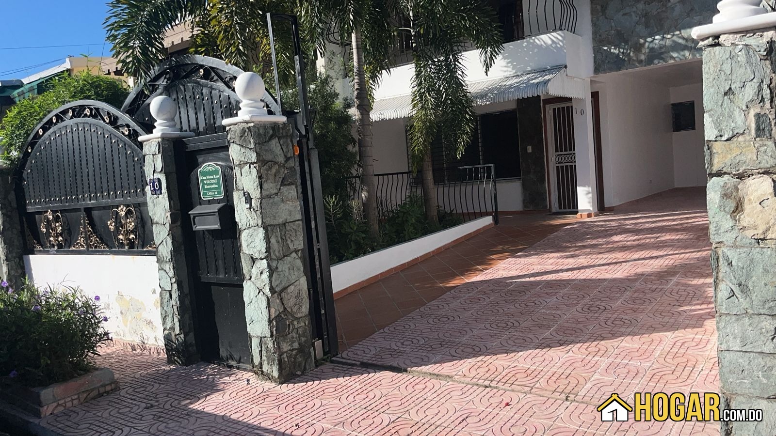 Casa en alquiler de 4 hab. en Los Prados, Distrito Nacional