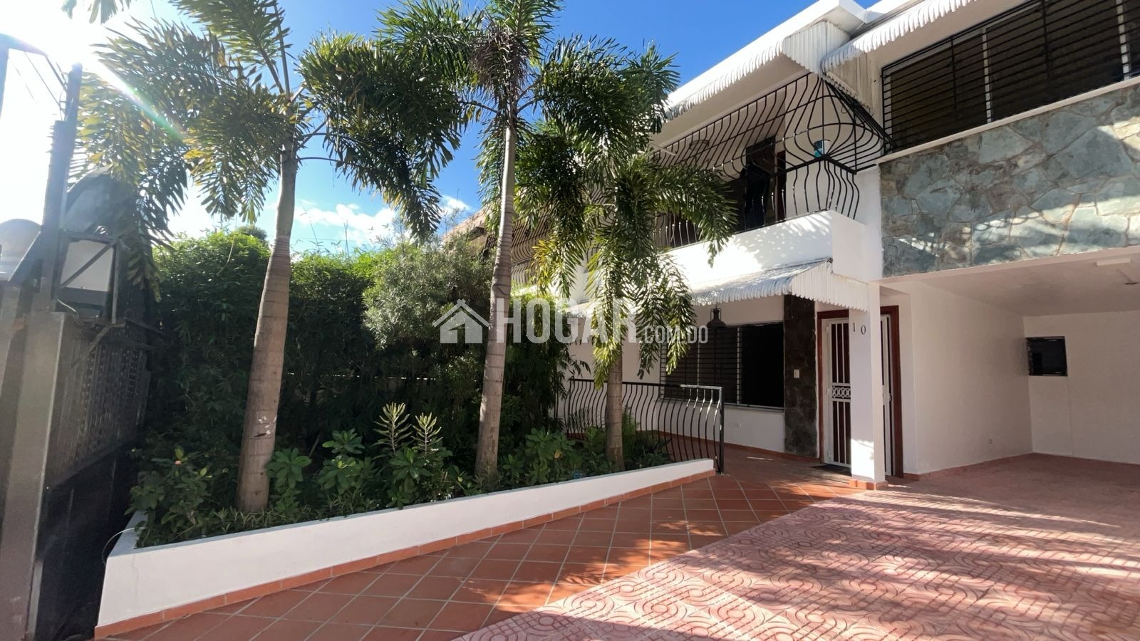 Casa en alquiler de 4 hab. en Los Prados, Distrito Nacional