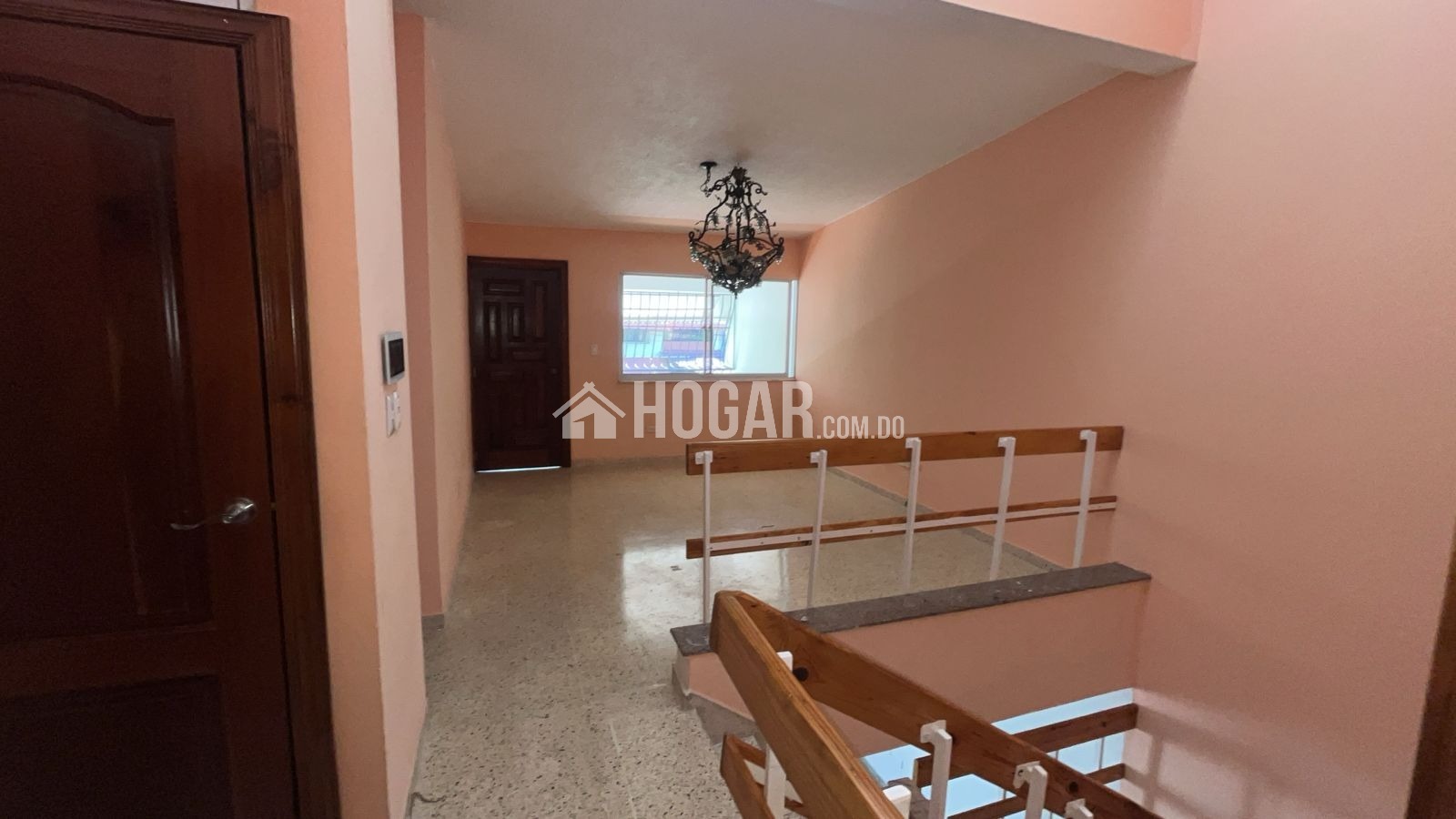 Casa en alquiler de 4 hab. en Los Prados, Distrito Nacional