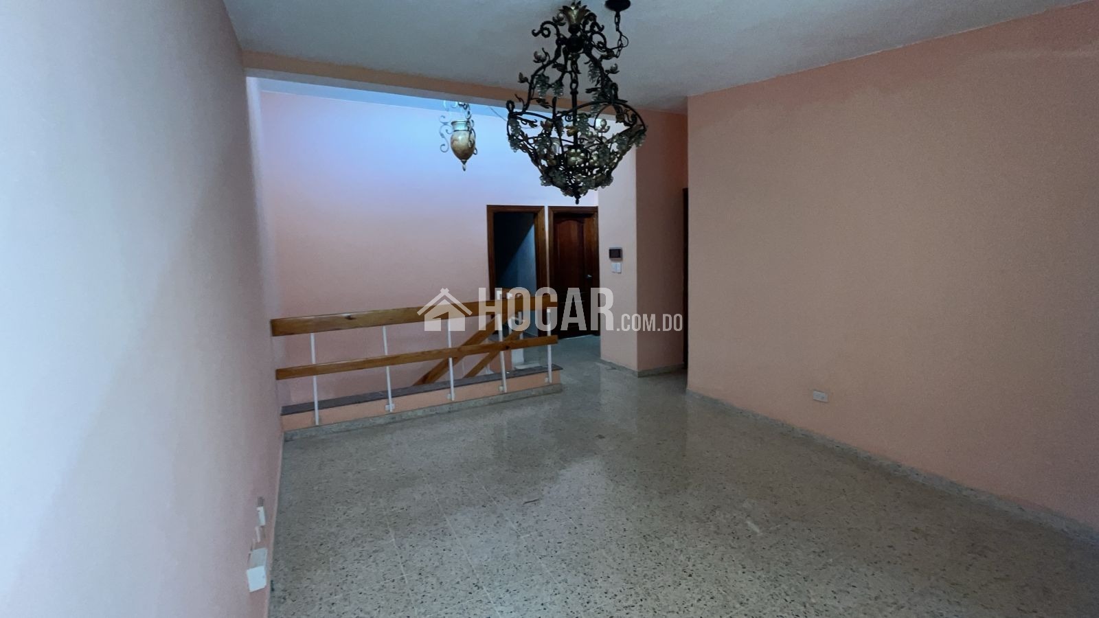 Casa en alquiler de 4 hab. en Los Prados, Distrito Nacional