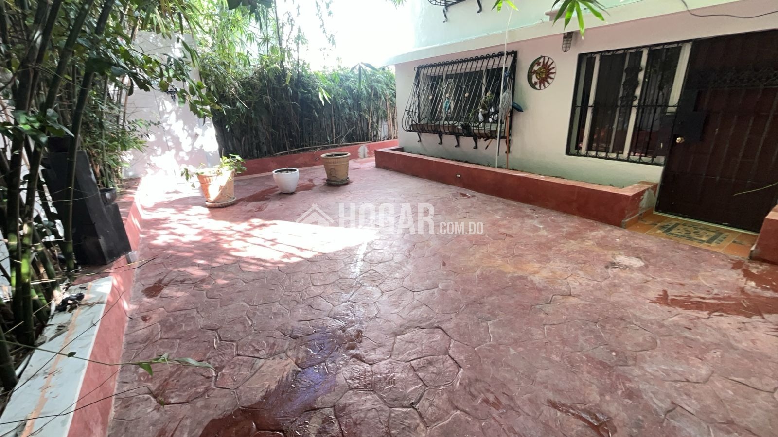 Casa en alquiler de 4 hab. en Los Prados, Distrito Nacional