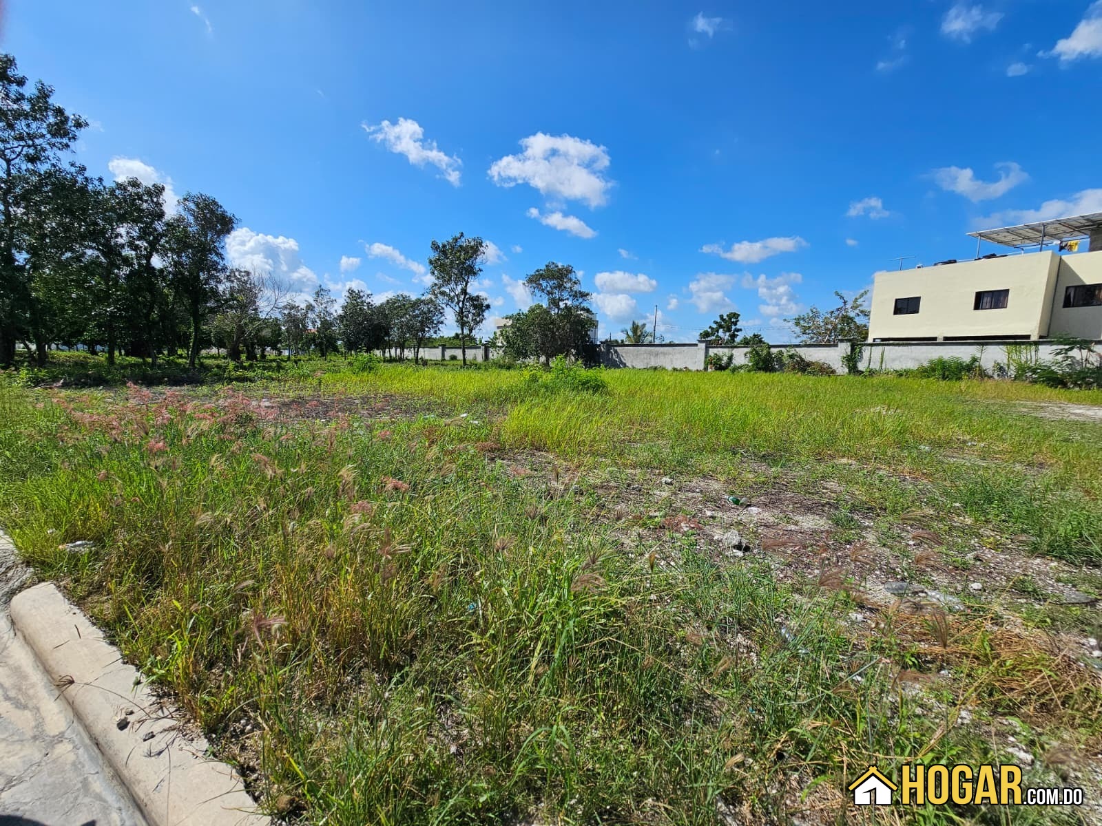 Solar en venta de 8,300 m² en RESIDENCIAL BAVARO PUNTA CANA, Punta Cana