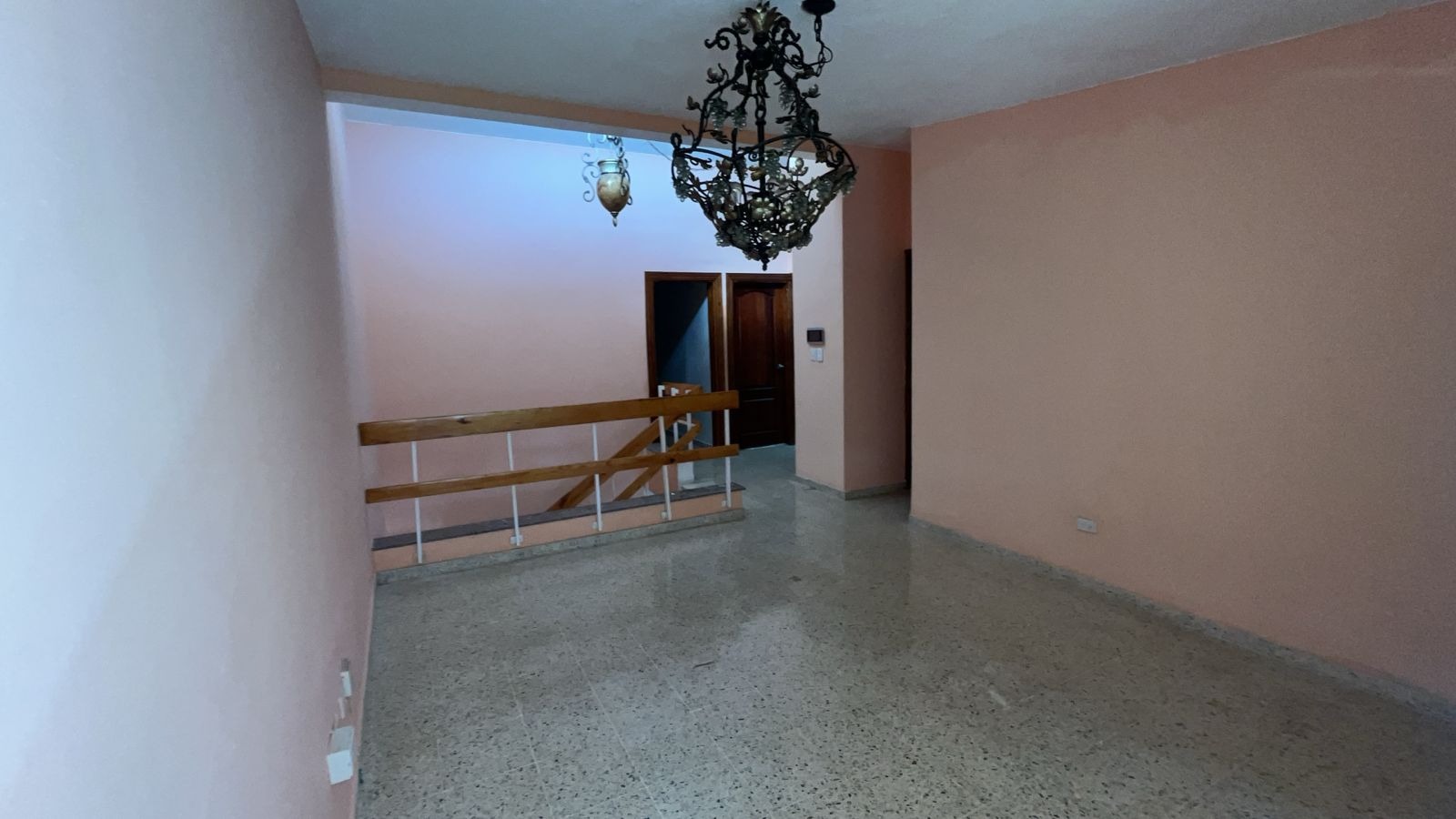 Casa en alquiler de 4 hab. en Los Prados, Distrito Nacional
